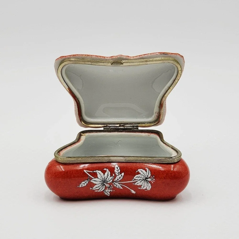 Vintage Butterfly-Shaped Porcelain Trinket Box Reddish Orange Floral Ardalt 7467